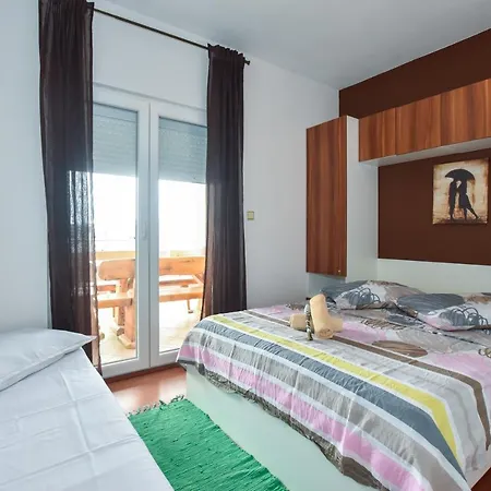Croliday Apartment With Pool Nin Zaton (Zadar)