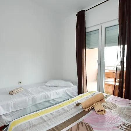 Croliday Apartment With Pool Nin Apartment *